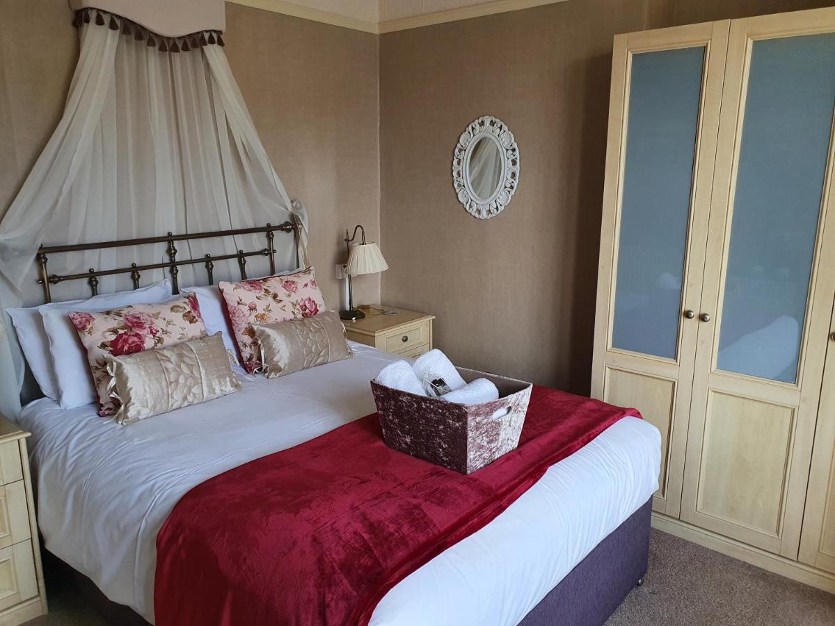 The Braemar Southport Bed and Breakfast Buitenkant foto